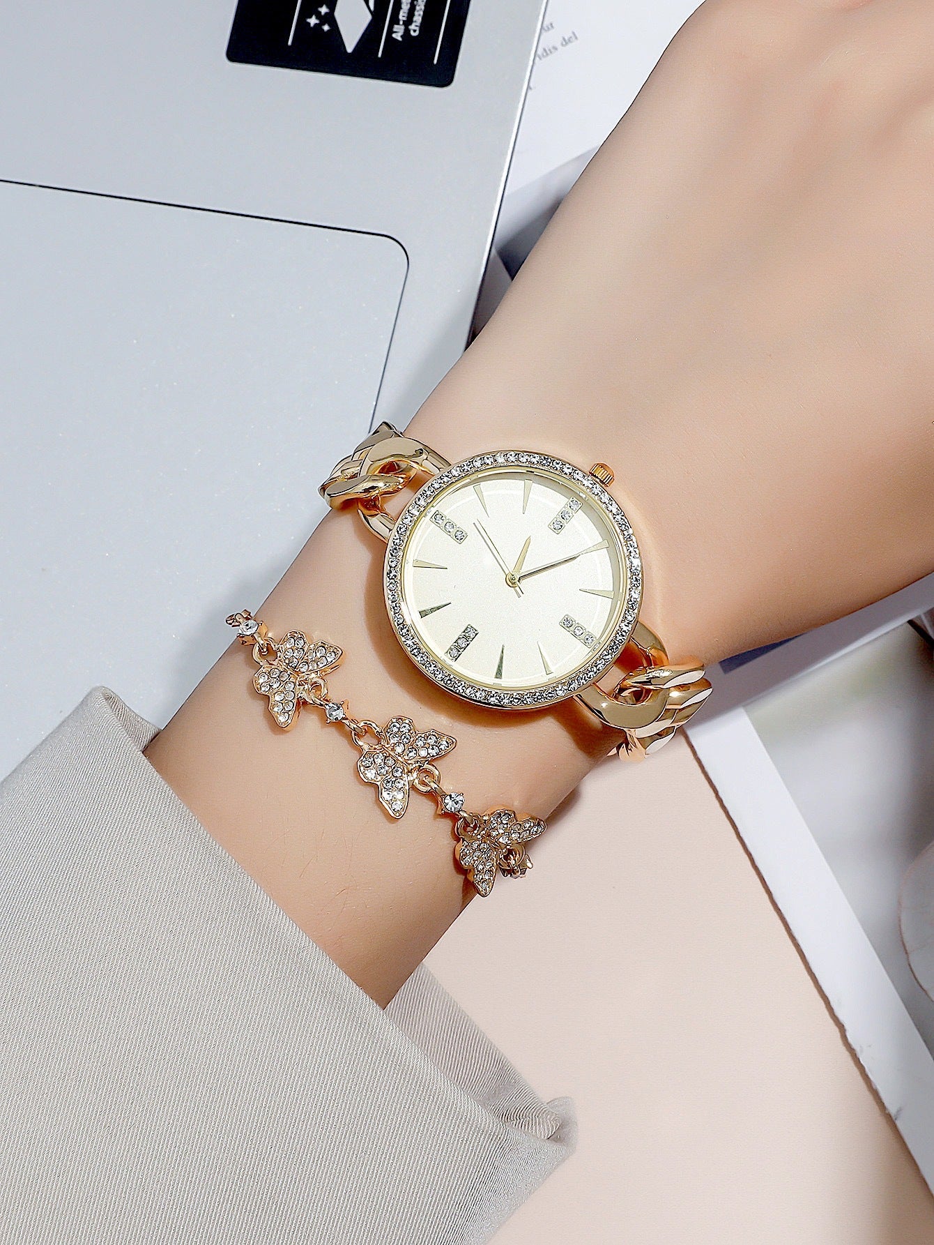 💎 Gold Watch &amp; Butterfly Bracelet Set